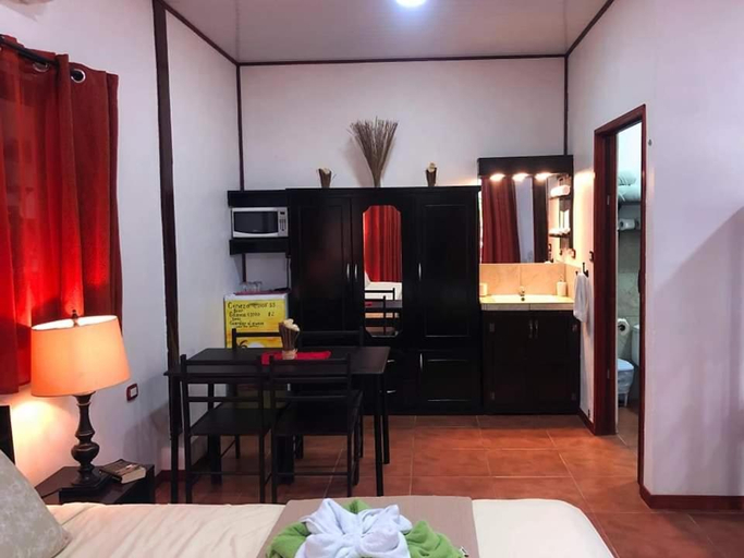 Bedroom 2, Hotel Casa Vito Beachfront, Talamanca