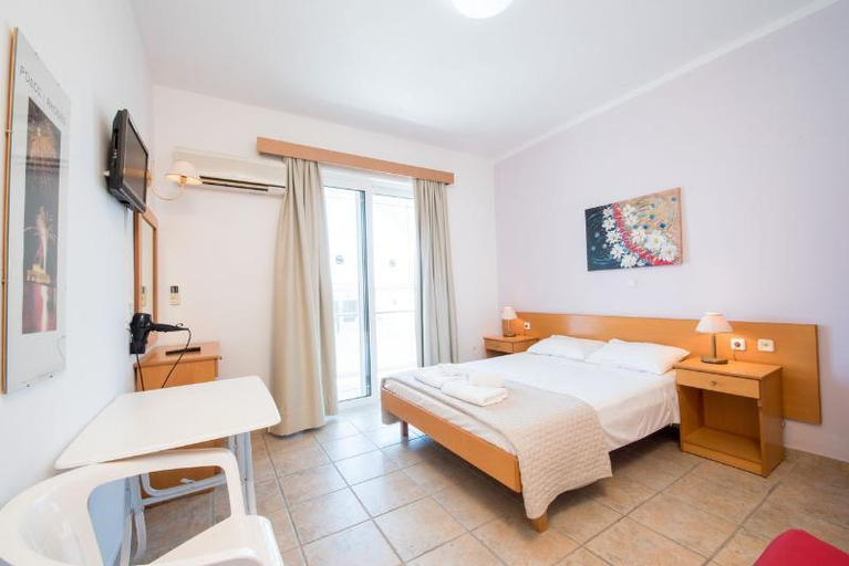 Bedroom 4, Sokrates Studios, South Aegean