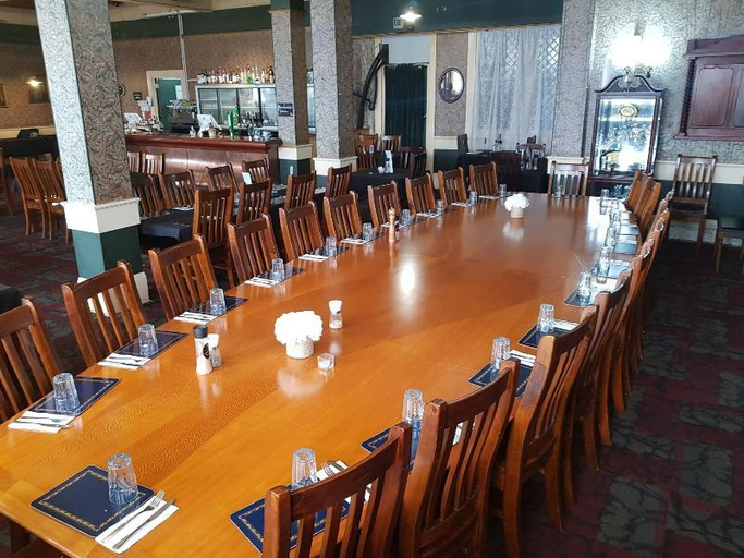 Food & Drinks 5, Northern Wairoa Hotel, Kaipara