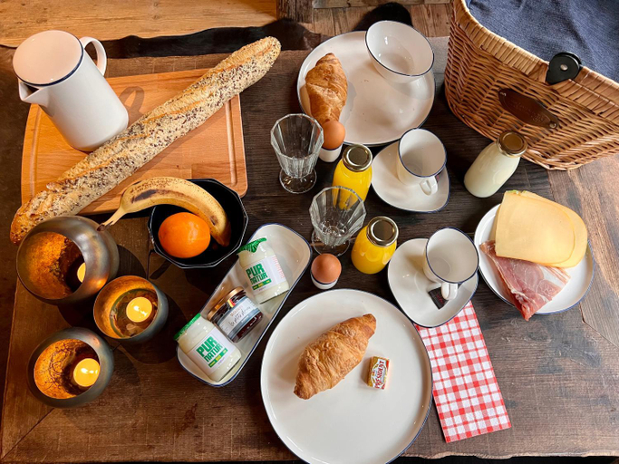 Food & Drinks, Les Cabanes de Rensiwez, Luxembourg