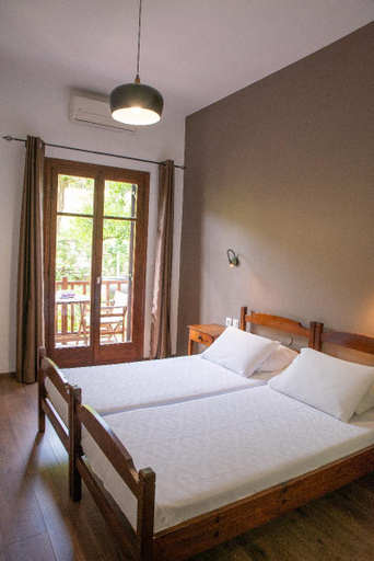 Bedroom 4, Cleopatra Hotel, Thessaly
