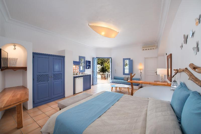 Bedroom 3, Meltemi Suites, South Aegean