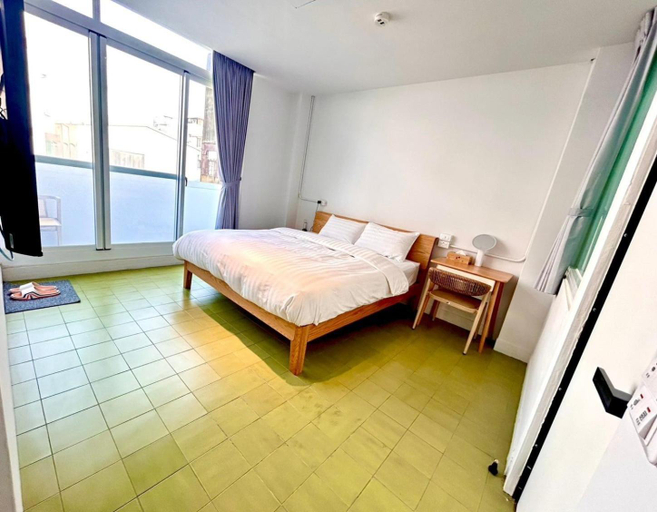 Bedroom 2, Mansion 122, Chiayi City