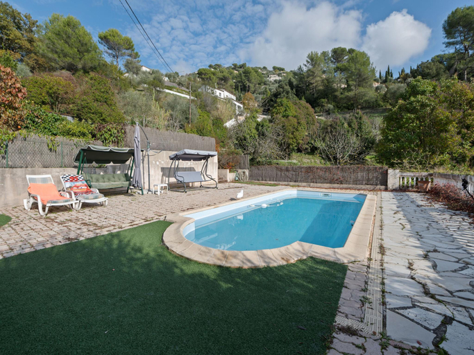 Sport & Beauty 2, Charming Flat with Pool, Alpes-Maritimes