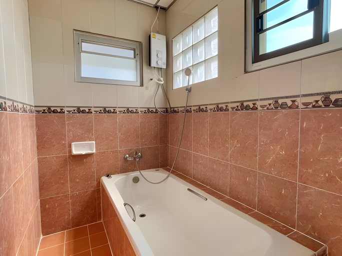 Bathroom 4, Hihotel Saraburi, Nong Khae
