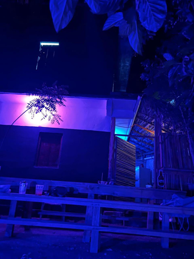Exterior view 2, Casa de las brujas hostal, Dist. Pochutla