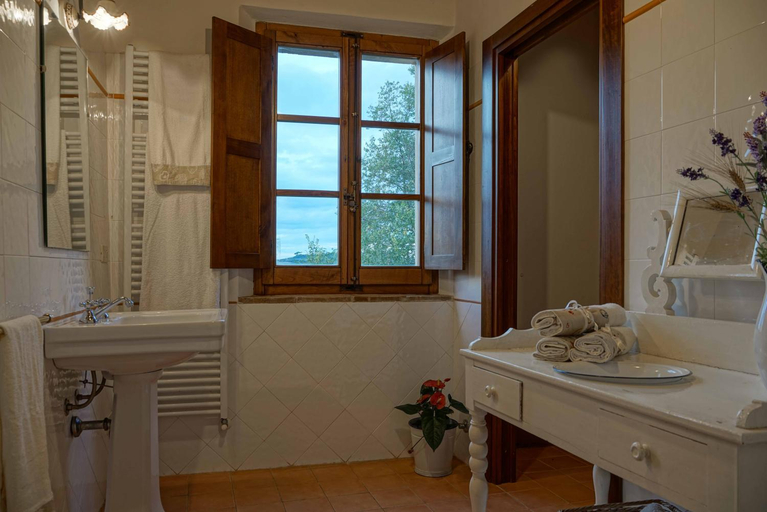 Bathroom 4, Borgo La Pievina - Pool Villa, Siena
