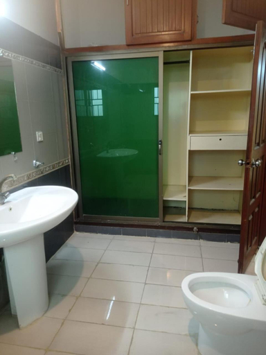 Bathroom 5, Grand Heritage Inn Islamabad, Islamabad