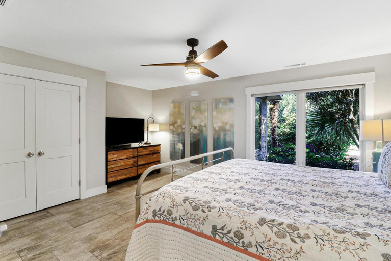 Others 3, 3 Lighthouse Road Villa, Beaufort