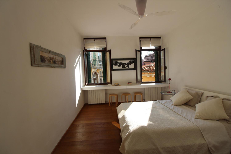 Others 4, Apartment in the heart of Venice by Ca-Sa Check, Venezia