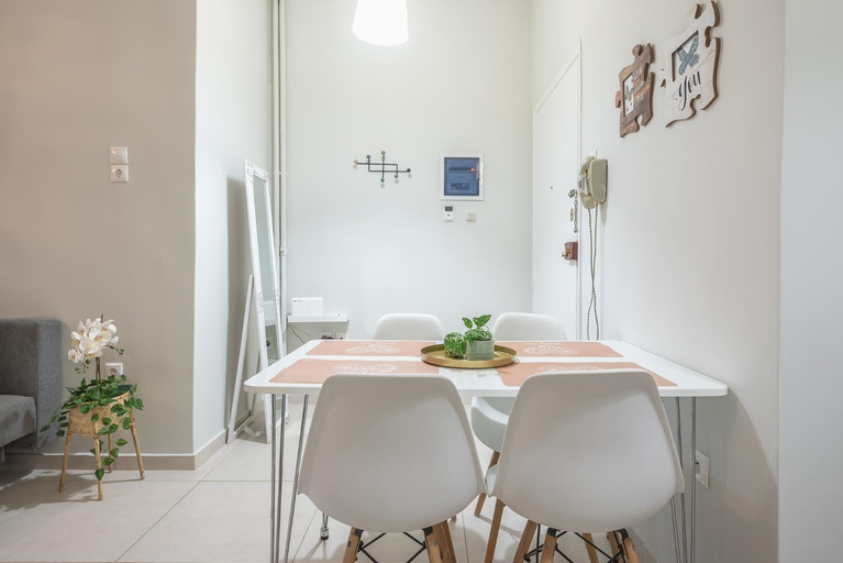 Facilities 2, Erythros Boutique Suite By Cloudkeys, Attica