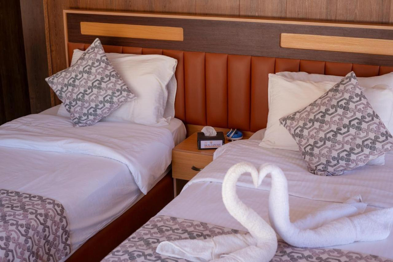 Others 4, Al Sultana Luxury Camp, Quaira