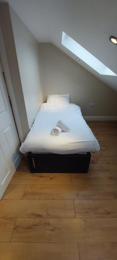 4, 4 Bedroom Apartment & 2 Bedroom apartment, London