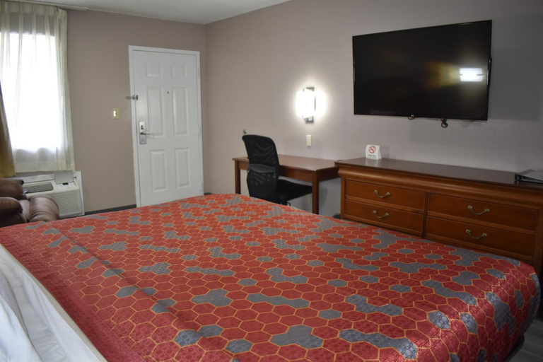 Others 5, The Heritage Inn, Inc, Carroll