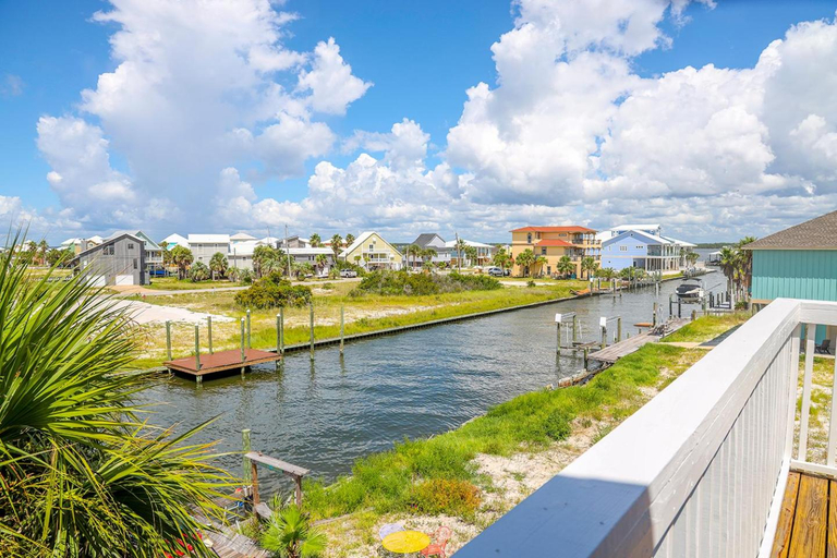 Others 4, Waterfront Home, Short Walk to Beach, Deck/Balcony, Escambia