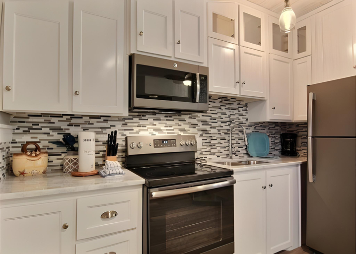 Others 5, Alister Trio three properties, Nueces