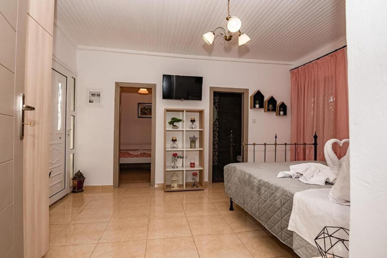 3, Helen's Countryside House, Crete