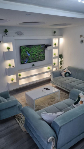 Others 2, Residence "TheGoodHome", Wouri