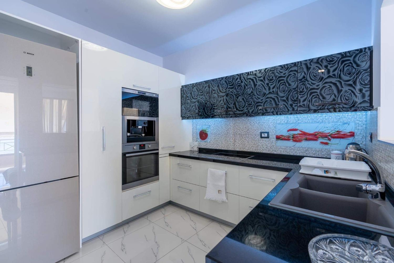 Others 5, Ornela Summer Stay Saranda, Sarandës