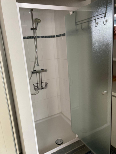 Bathroom, Ken 't Gat Bie&Bie, Oost-Vlaanderen