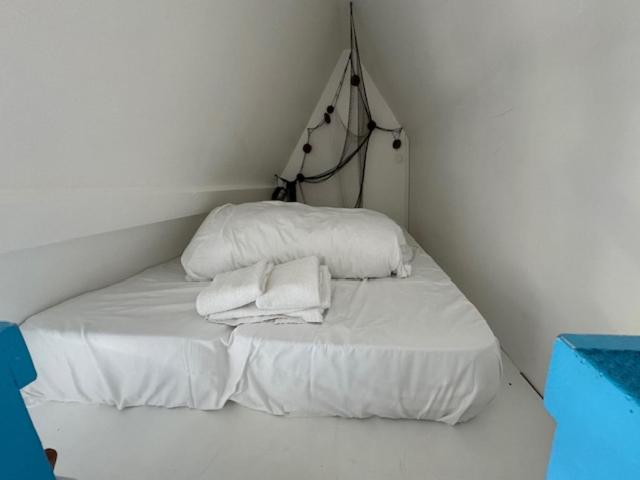 Bedroom 3, VILLA LA PLAGE, Calvados