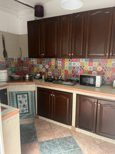 5, Hostel Coremi, Napoli