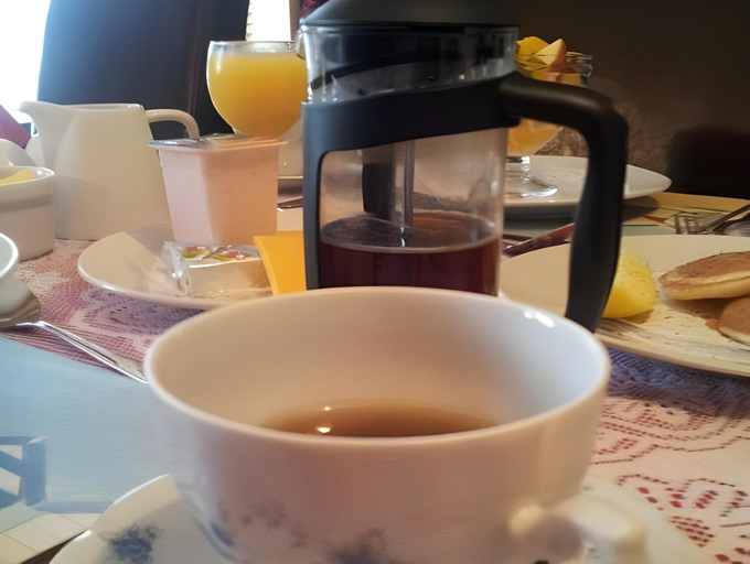 Food & Drinks 5, Ocean Heights B&B