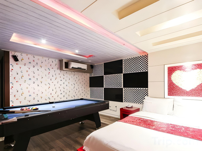 Bedroom, Suwon Haenggungdong Renault, Suwon
