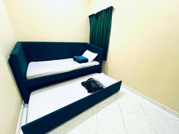 Bedroom, Singhome Holiday House, Mersing