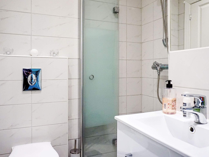 Bathroom 3, person holiday home in STRoMSTAD, Strömstad