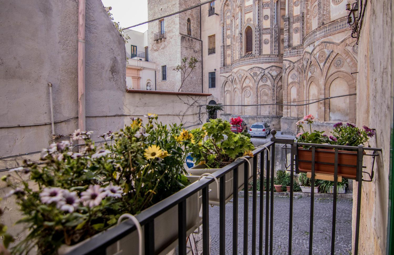 Others 1, Vivere la Ciambra, Palermo