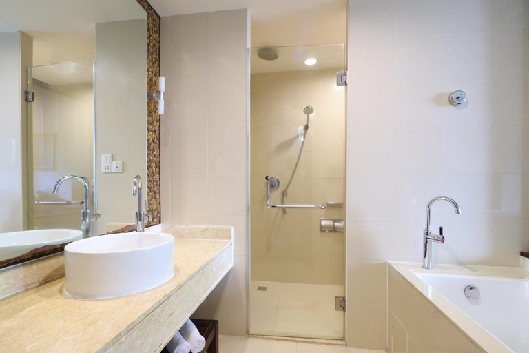 Bathroom 4, Swissôtel Sanya Yalong Bay, Sanya