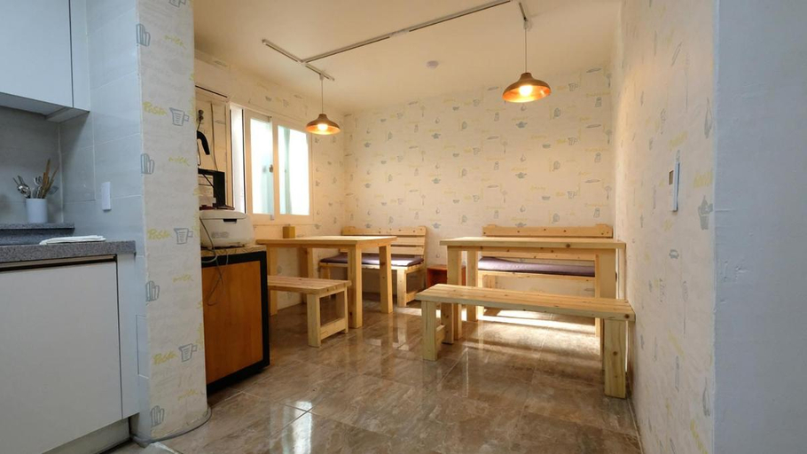 Others 5, Ein House, Gongju