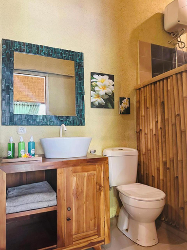 Bathroom 5, Nusa Majesty, Klungkung