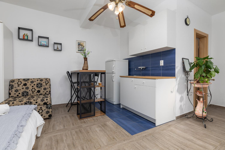 Others 5, Apartment Zdravka, Omiš