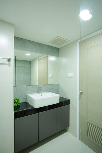 Bathroom, Sweet room in Nimnan, Muang Chiang Mai