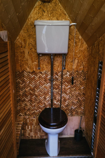 Bathroom, Wagon & the Wigwam, Hampshire