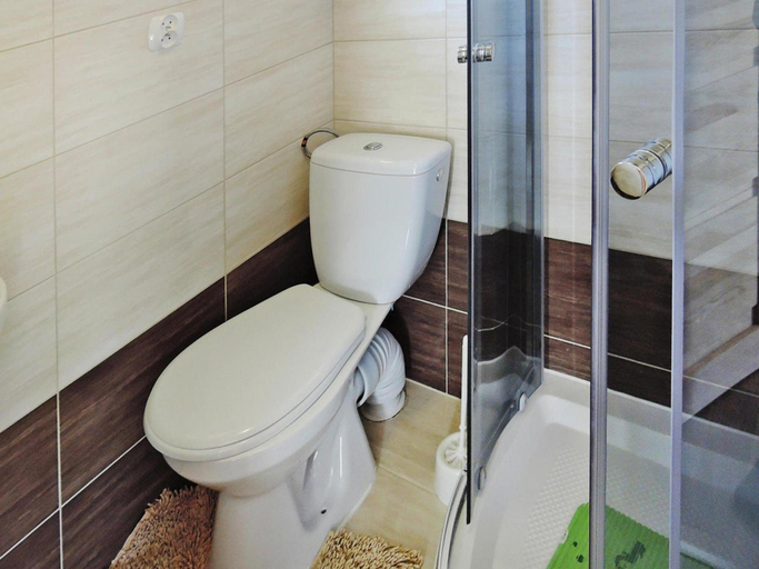 Bathroom, Chalet by Baltic Sea near Wiselka Lake, Kamień