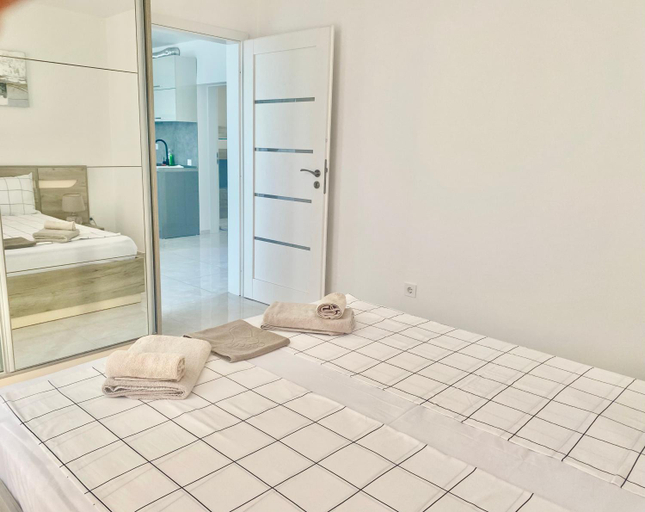 Bathroom 5, Apartments in Sunny Island Complex, Sozopol