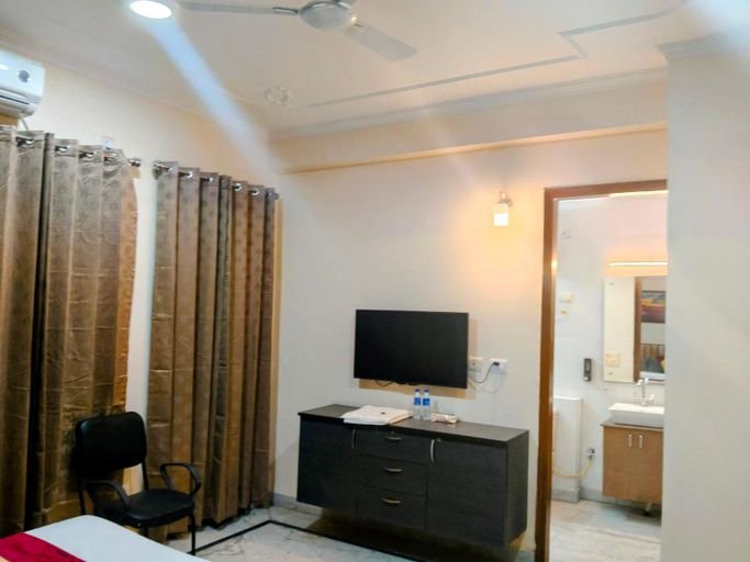 Bedroom 2, Tulip Residency, Gurgaon
