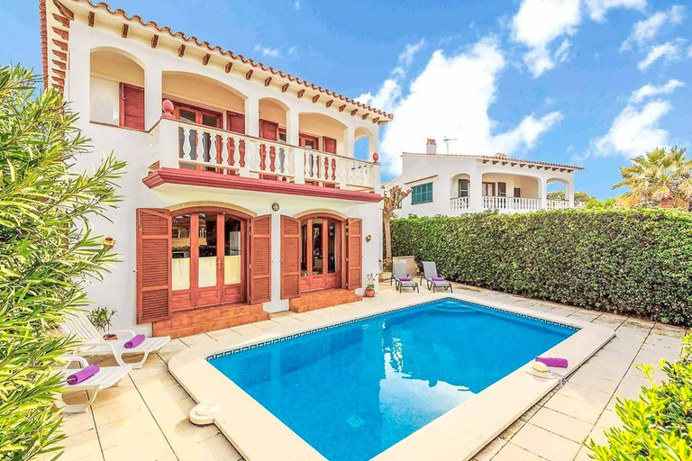 Others 4, Villa Joaquina, Baleares