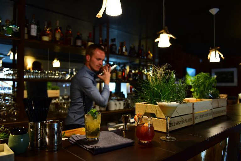 Food & Drinks 4, Hotel Restaurant Le Monetier, Hautes-Alpes