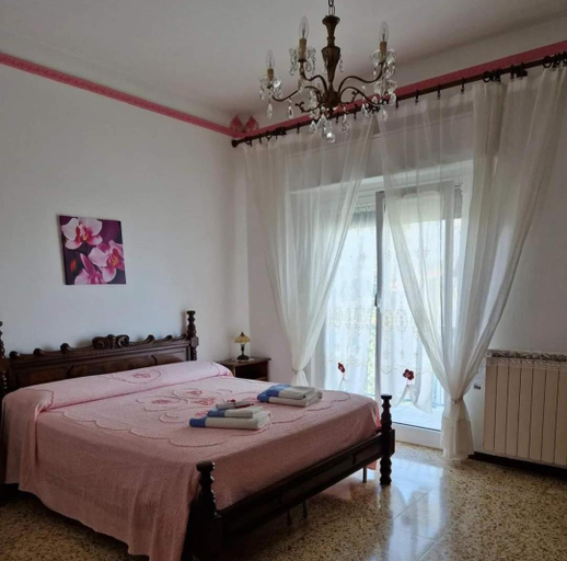 Bedroom 2, B&B Mare e Monti, La Spezia