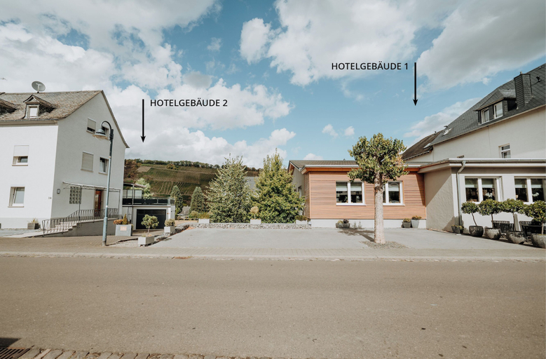 Exterior & Views 2, Hotel Restaurant zur Marienburg, Cochem-Zell