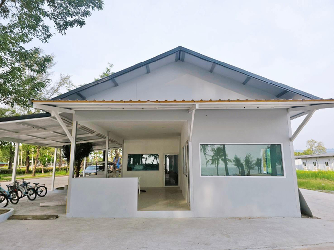 Public Area 2, Suvarn Gleaw Thong Resort, Muang Trat