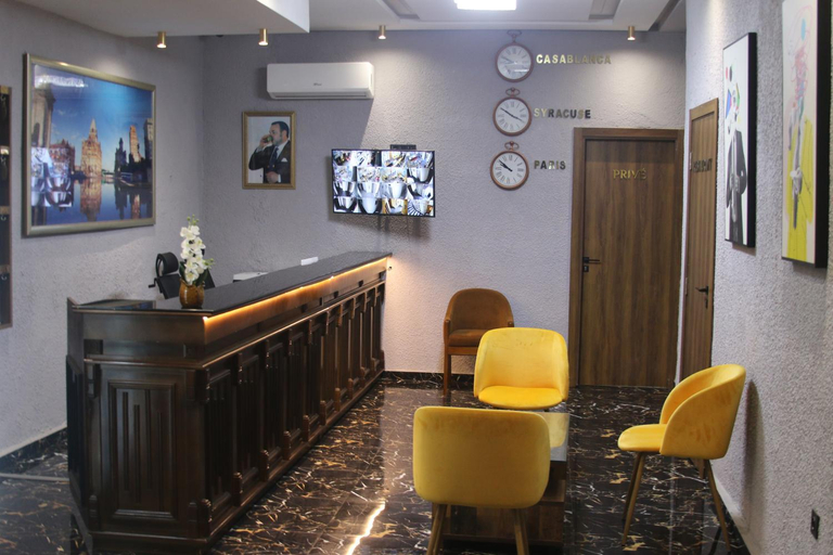 Public Area 3, SYRACUSE, Casablanca