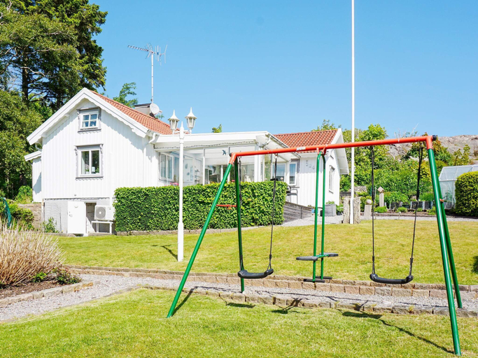 Others 2, person holiday home in LYSEKIL-By Traum, Lysekil