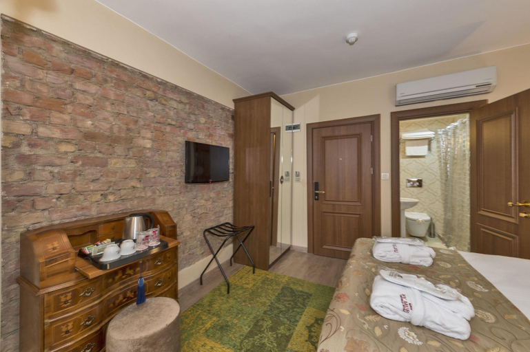 Bedroom 2, By Murat Royal Hotel Galata, Beyoğlu