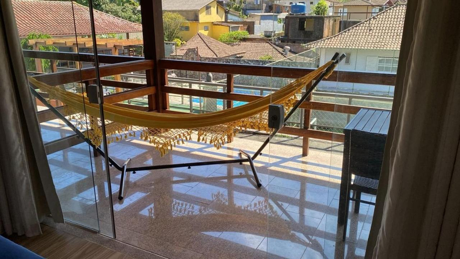 Others 5, Casa Indaia, Petrópolis