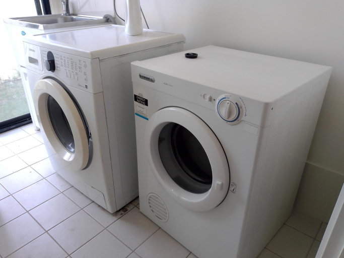 Bathroom 5, Budget Ceduna, Ceduna